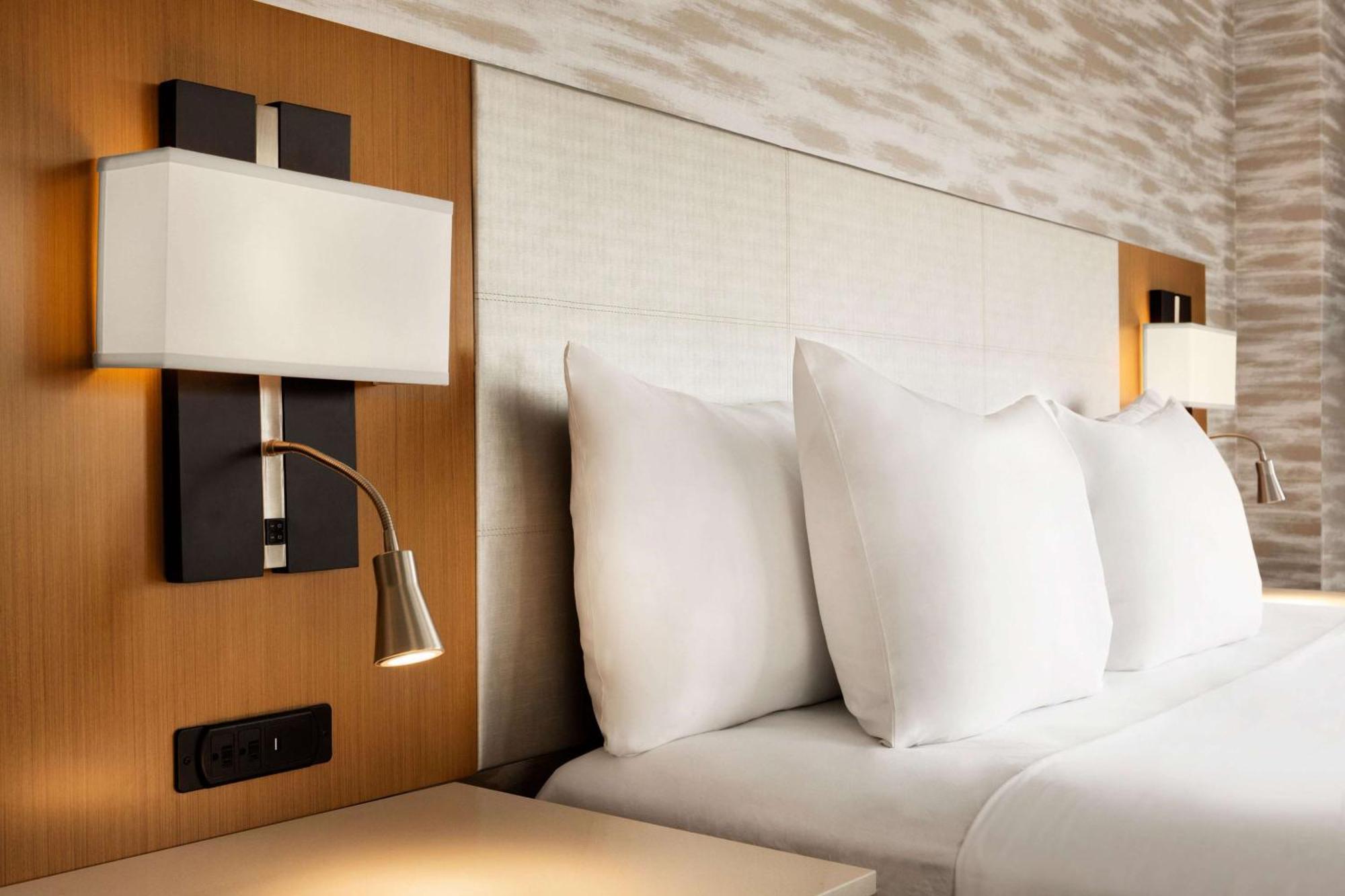 Park Inn By Radisson Gwalior Buitenkant foto